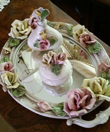 Capodimonte Giftware Perfume Bottle - No Box
