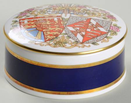 Caverswall Royalty Giftware Prince Charles & Diana Wedding Box - Boxed