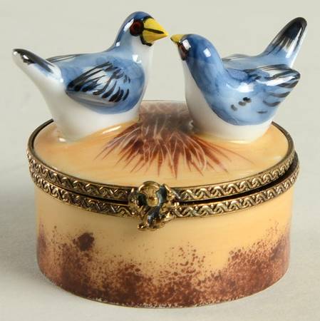 Chamart Exclusives Limoges Box Two Blue Birds On Nest - Boxed