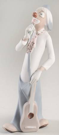 Casades Figurines Clown With Flower And Guitar-Matte - No Box by Casades Porcelain