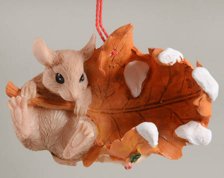Charming Tails Drifter-Mouse Holding Stem - Boxed