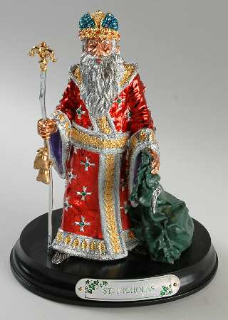 Chilmark Christmas Figurine by Chilmark Pewter