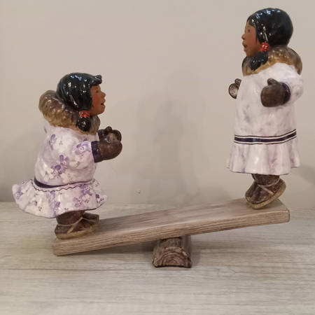 Alaska Figurines Betsy & Jo - No Box