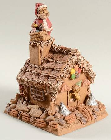 Christmas Tom Clark Figurines Gingerbread House - No Box