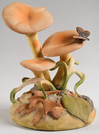 Floral Studies Mushroom - Jack-O-Lantern - No Box