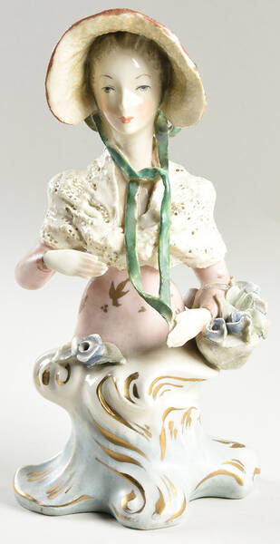 Cordey Figuines Woman-Basket Of Flowers - No Box