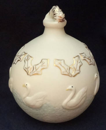 Twelve Days of Christmas Seven Swans A-Swimming  - No Box