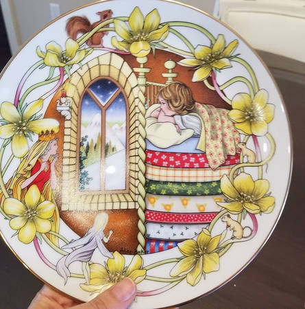 Fairy Tale Calendar Plate The Princess And The Pea-February - No Box