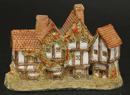 Heart of England Series The Apothecarys Shop - With Box