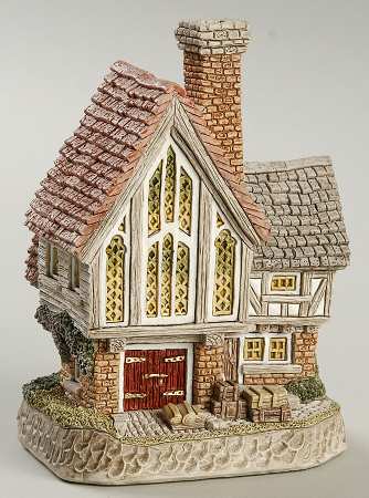 David Winter Appearance Piece The Stained Glass Studio - Boxed