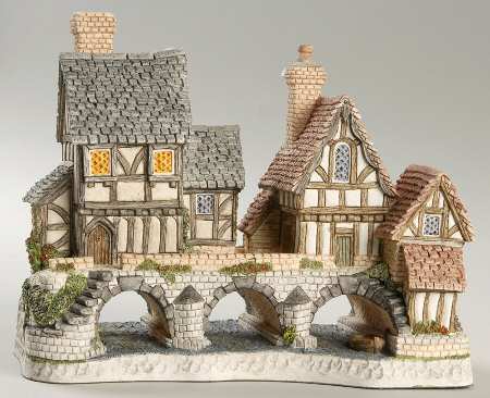David Winter Appearance Piece Arches Thrice - Boxed