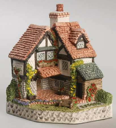 Collectors Guild Scene Gardener's Cottage - Boxed