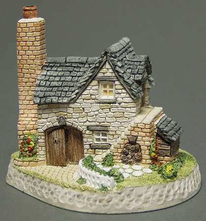 English Village The Smithy - With Box