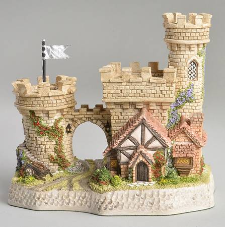 In The Country Collection Guardian Gate - Boxed