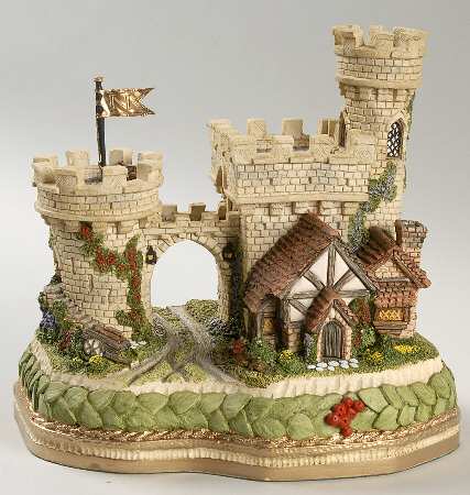 In The Country Collection Guardian Gate Premier - Boxed