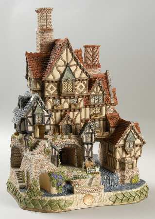 Main Collection Quindene Manor Premier - Boxed
