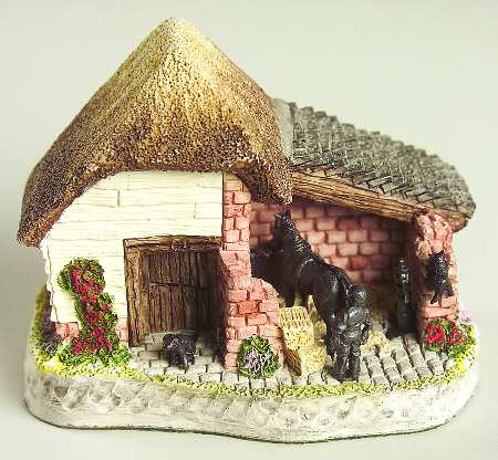 The Shires Staffordshire Stable - Boxed