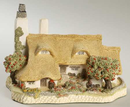 West Country Collection Orchard Cottage - Boxed