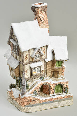 Dickens Christmas Old Joe's Beetling Shop - Boxed