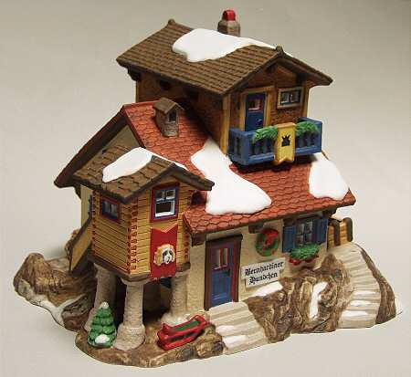 Alpine Village St Bernard Kennel - Boxed