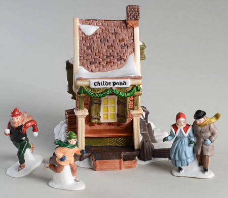 Dickens Village Childe Pond And Skaters-Set Of 4 - Boxed