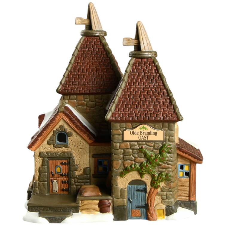 Dickens Village Olde Bramling Oast House - With Box Bx754