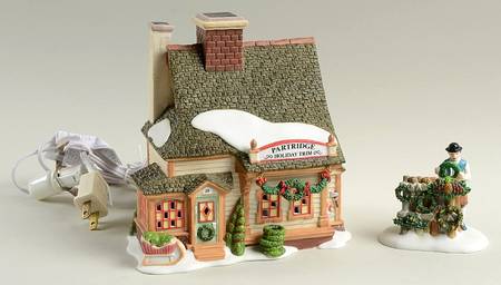 New England Village Partridge Wreath Shop - Boxed