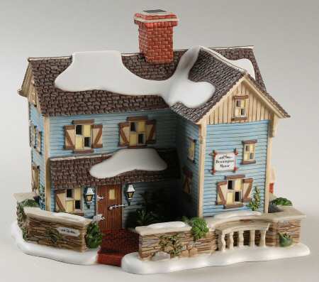 New England Village Bennington Manor - Boxed