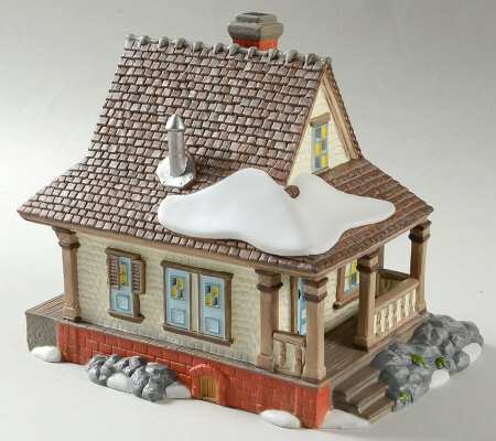 New England Village McLean Cottage - With Box 233