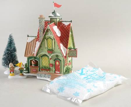 North Pole Village Millie's Mistletoe - No Box