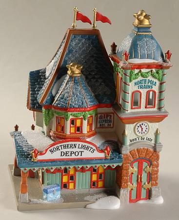 North Pole Village Northern Lights Depot - Boxed