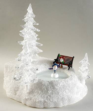North Pole Village Ice & Snow Skating Pond - With Box Bx348