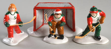 Snow Village Cold Weather Sports-Set Of 4 - With Box Bx375 by Department 56