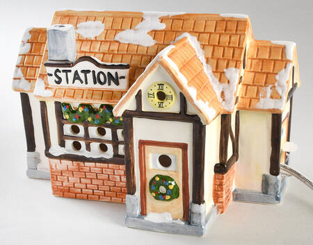 Snow Village Train Station - Nb699, No Box