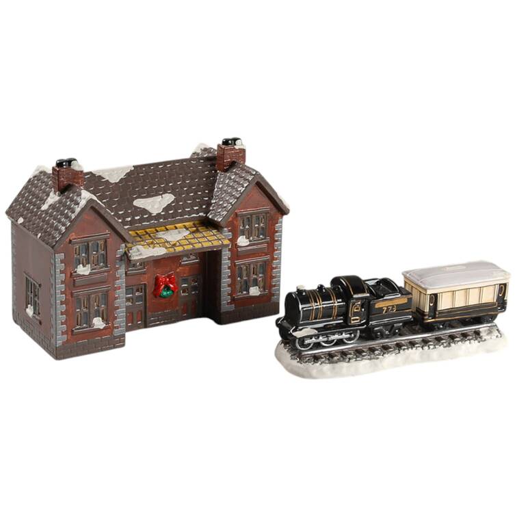 Snow Village Depot & Train With 2 Cars - Nb729, No Box