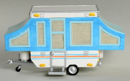 Snow Village Home Away From Home - With Box Bx950