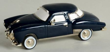 Snow Village 1950 Studebaker - With Box Bx933
