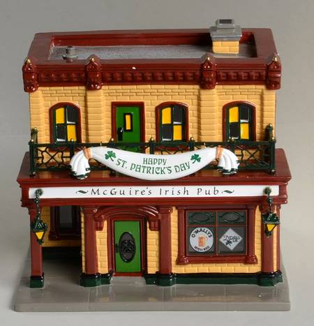 Snow Village McGuire's Irish Pub - With Box Bx810