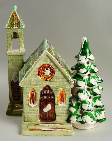 Snow Village Stone Church Version 1 - With Box Bx676