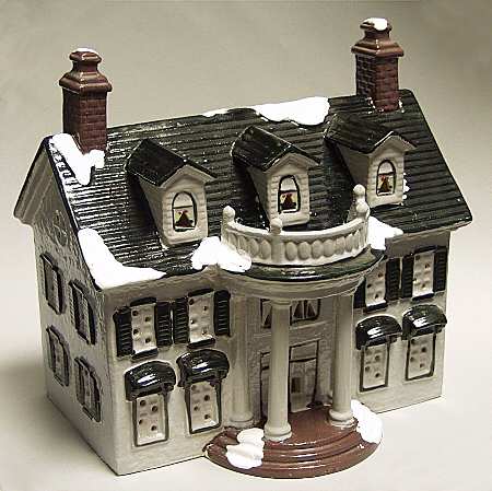 Snow Village Plantation House - With Box Bx349 by Department 56