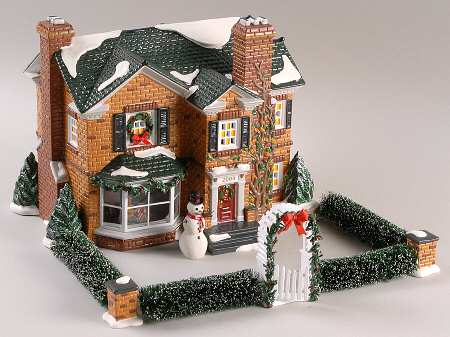 Snow Village 2000 Holly Lane - With Box Bx750