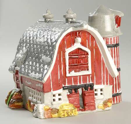 Snow Village Barn - With Box Bx702