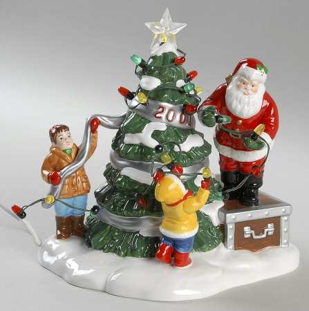 Santa Comes To Town Santa Comes To Town - Boxed