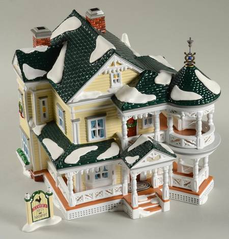 Snow Village Carpenter Gothic Bed/Breakfast - With Box Bx759