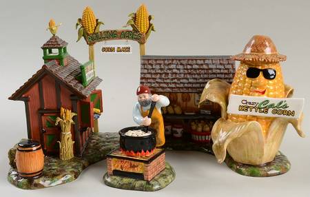 Snow Village Rolling Acres Corn Maze-Set Of 2 - Wtih Box Bx1038