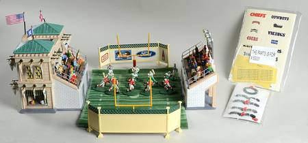 Snow Village Champsfield Stadium - With Box Bx751