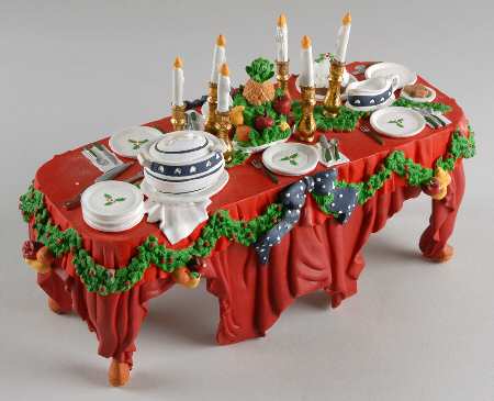 All Through The House Dinner Table - Boxed