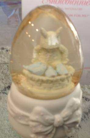 Snowbunnies Is There Room For Me-Waterglobe - Boxed