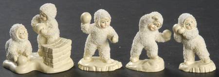 Snowbabies-Miniature Winter Play On A Snow Day-Set Of 4 - Boxed