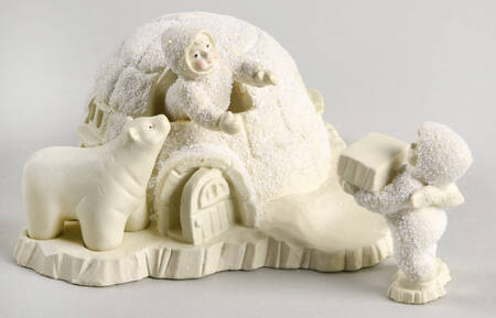 Snowbabies-Miniature We're Building An Iicy Gloo-Set Of 3 - No Box
